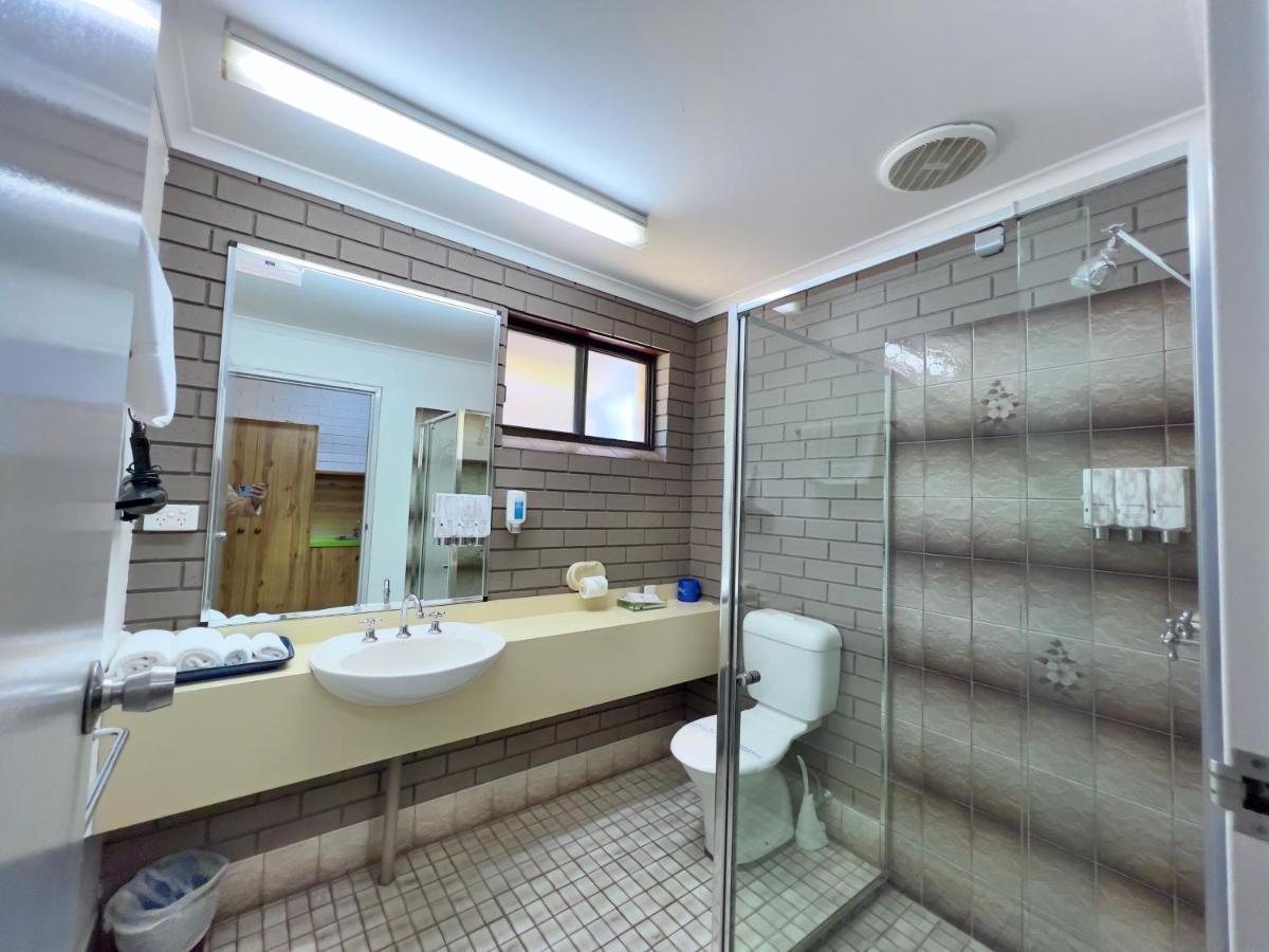 Albury Garden Court Motel Bagian luar foto