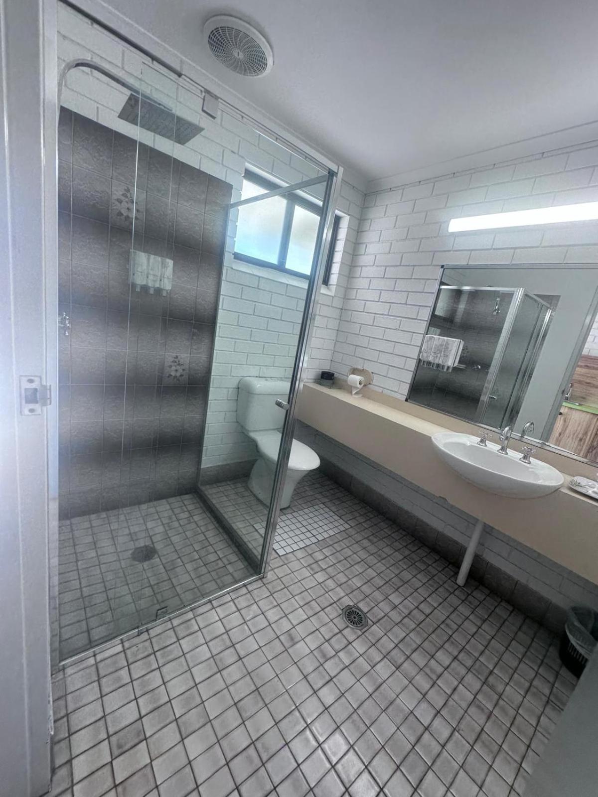 Albury Garden Court Motel Bagian luar foto