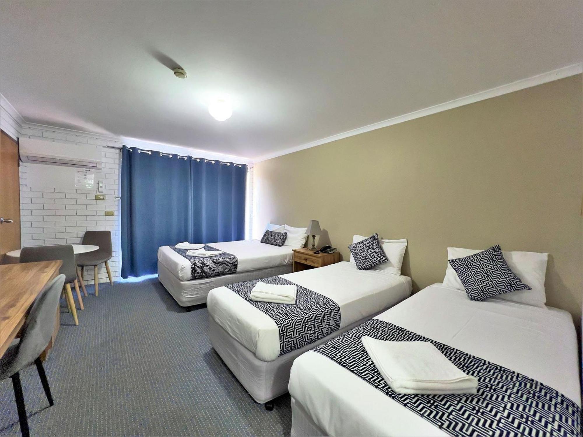 Albury Garden Court Motel Bagian luar foto