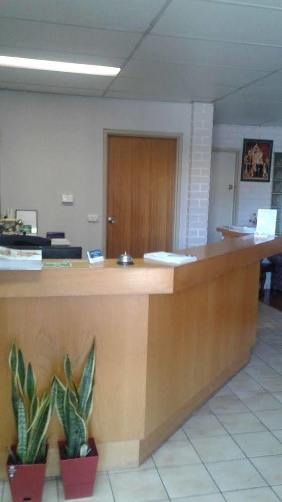Albury Garden Court Motel Bagian luar foto
